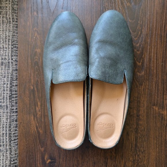 Dansko Lexie Green Leather Pointed Mule Flat Slip on Comfort Shoes - Picture 2 of 11